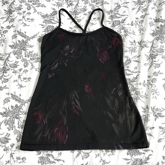 Lululemon Athletica Power Y Tank - Picture 2 of 7